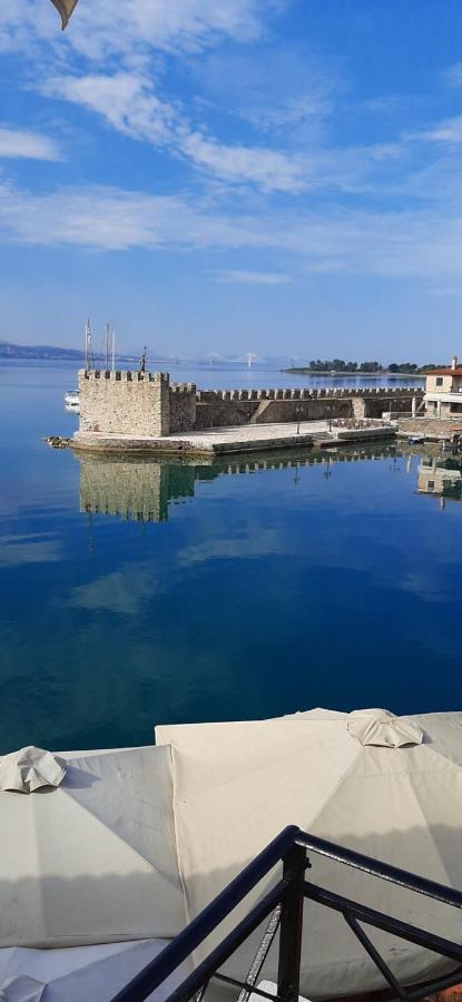 Dr. J. Spon Apartment Nafpaktos Zewnętrze zdjęcie
